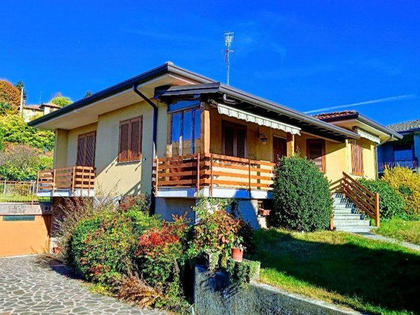 casa indipendente in vendita a Besozzo