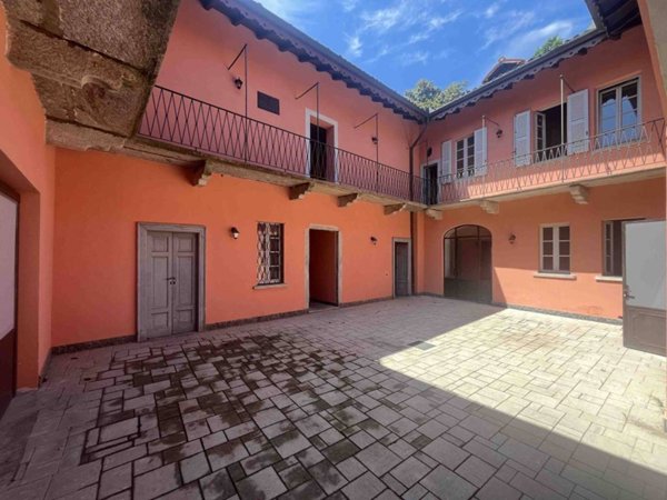 appartamento in vendita a Besozzo