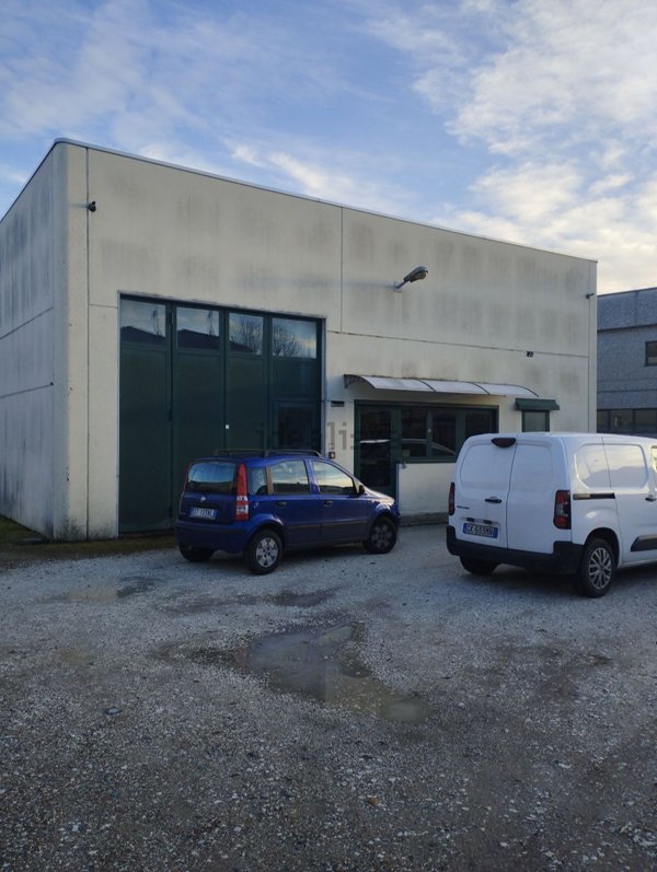 ufficio in vendita a Besozzo