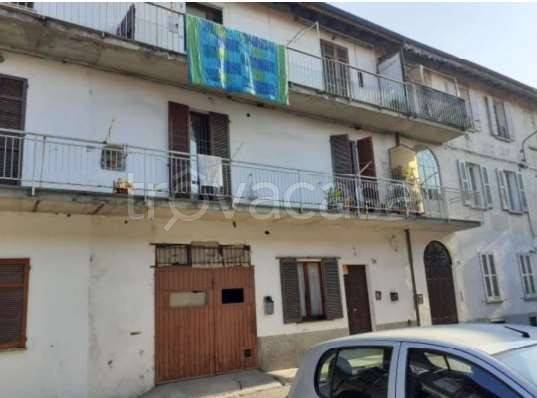 casa indipendente in vendita a Besozzo