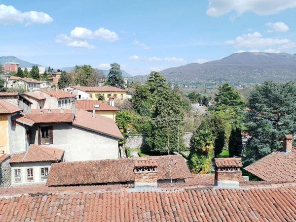 appartamento in vendita a Besozzo