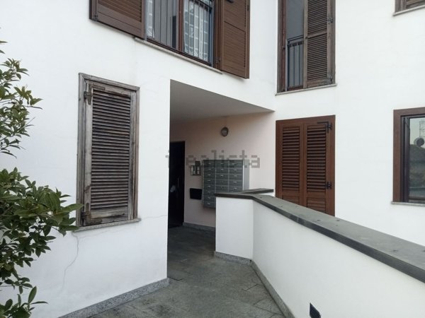 appartamento in vendita a Besozzo in zona Olginasio