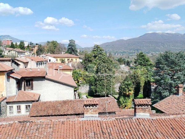 appartamento in vendita a Besozzo