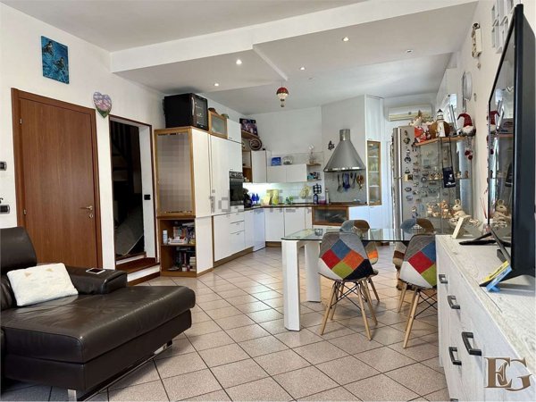 appartamento in vendita a Besozzo