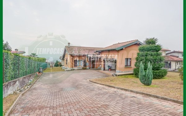 appartamento in vendita a Besozzo