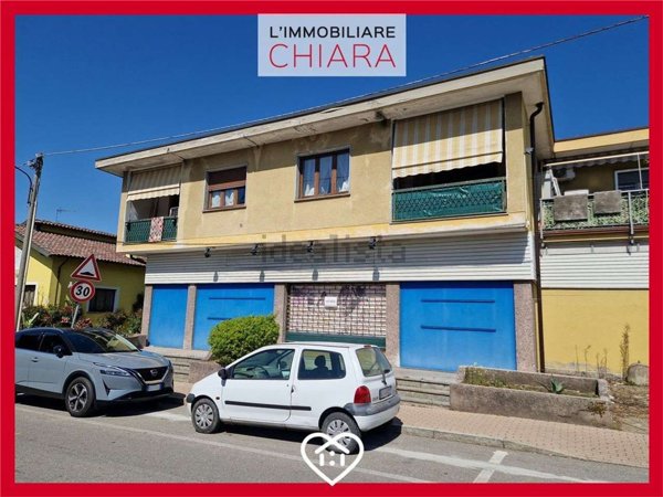 casa semindipendente in vendita a Besozzo