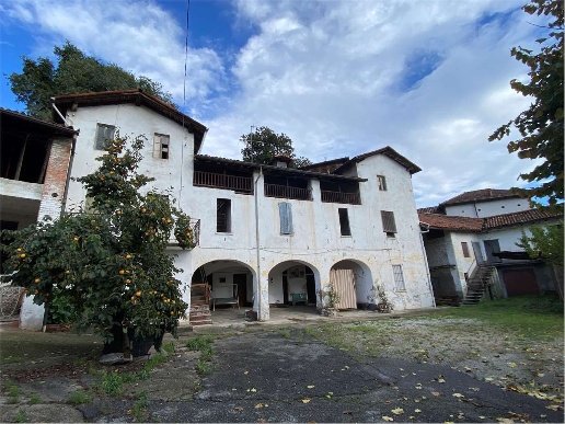 casale in vendita a Besozzo