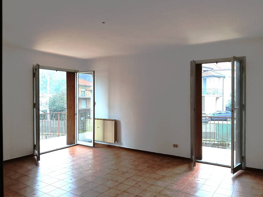 appartamento in vendita a Besozzo