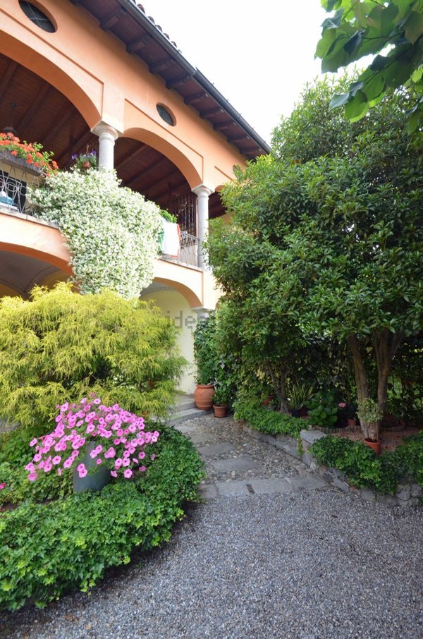 appartamento in vendita a Besozzo