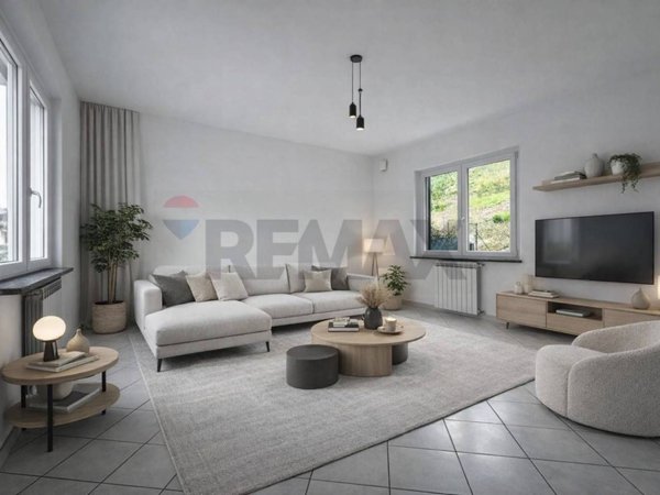 appartamento in vendita a Besozzo in zona Cardana