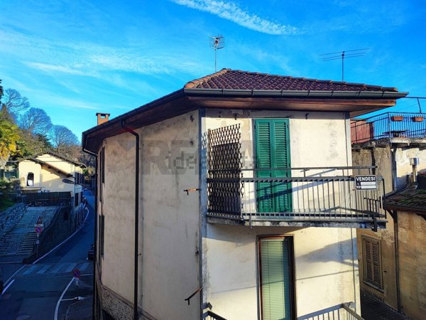 appartamento in vendita a Besozzo