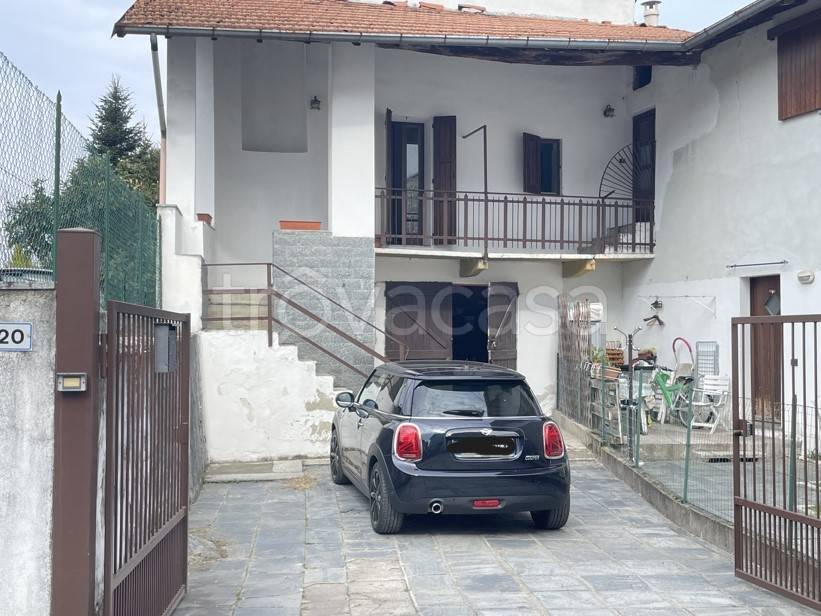 appartamento in vendita a Besozzo