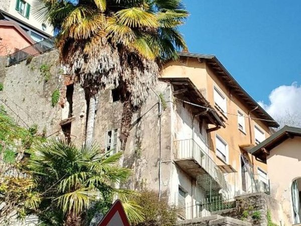 casa indipendente in vendita a Besozzo