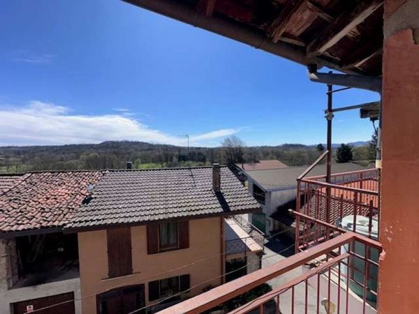 appartamento in vendita a Besozzo