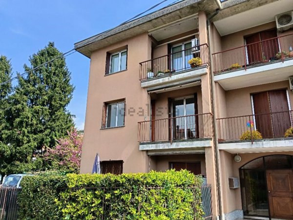 appartamento in vendita a Besozzo