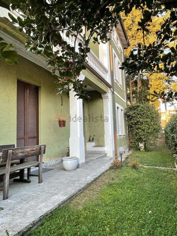 appartamento in vendita a Besozzo