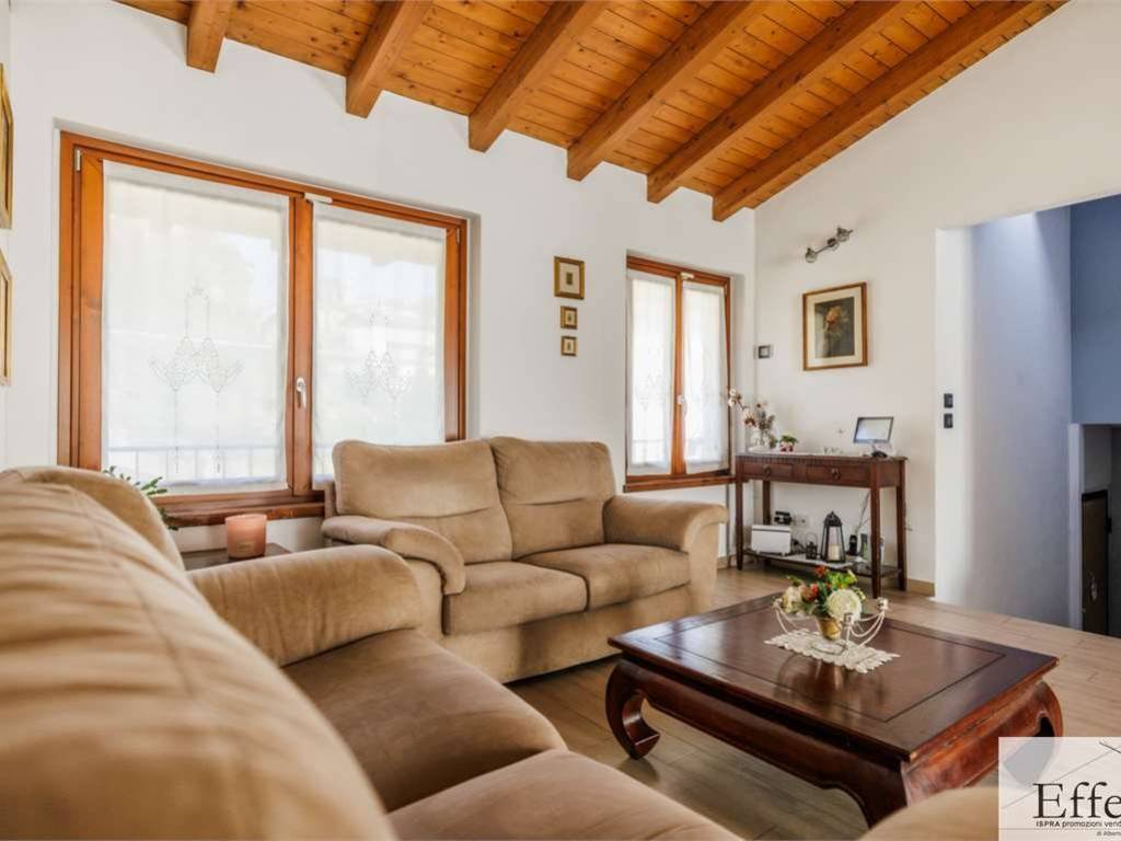 appartamento in vendita a Besozzo