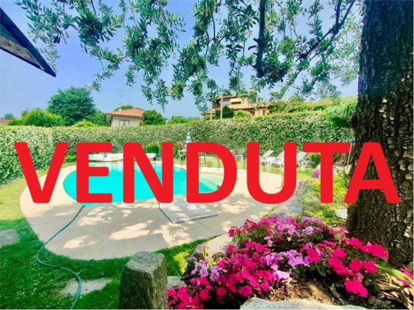 casa indipendente in vendita a Besozzo