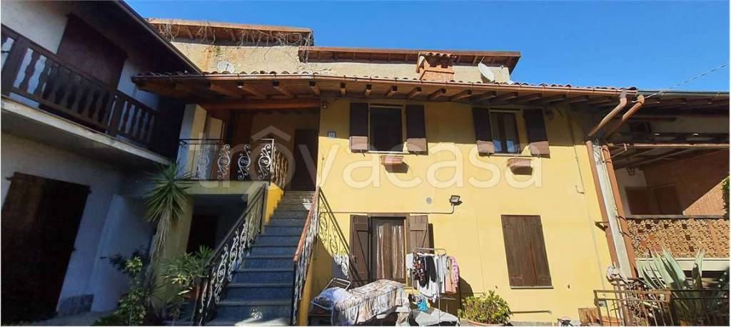 appartamento in vendita a Besozzo