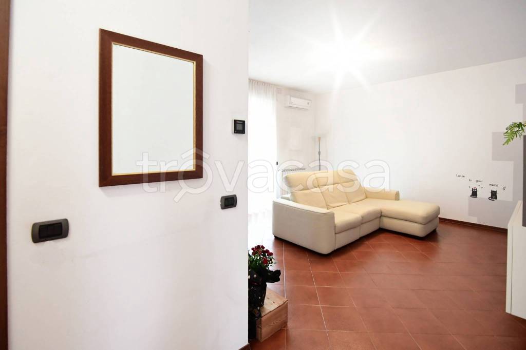 appartamento in vendita a Besozzo