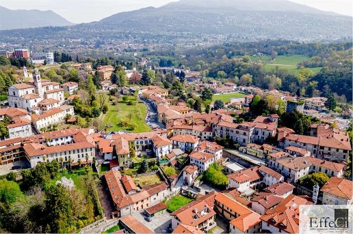 casale in vendita a Besozzo