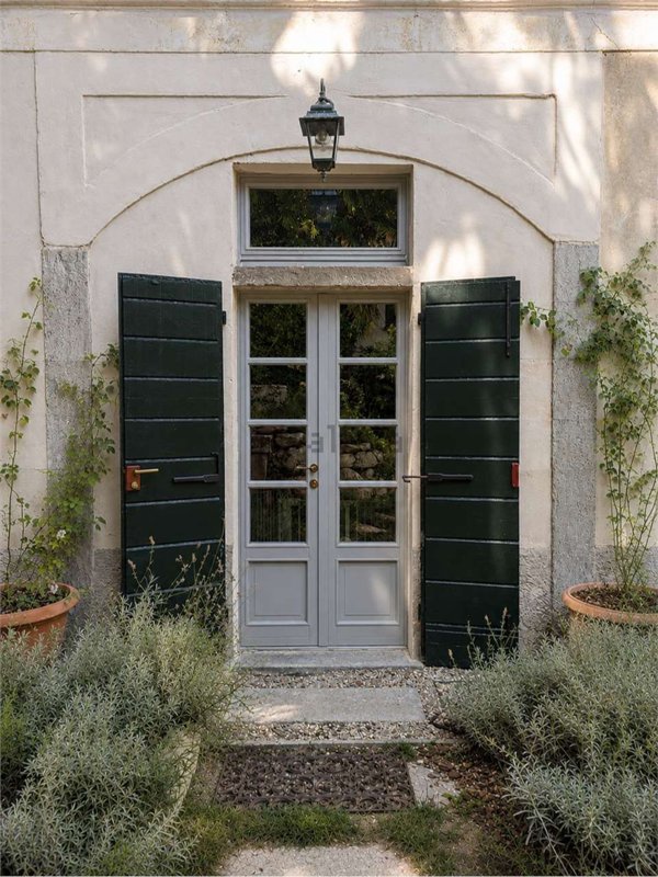casa indipendente in vendita a Besozzo