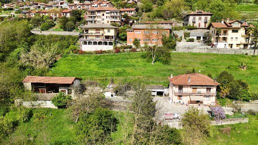 casa indipendente in vendita a Besozzo