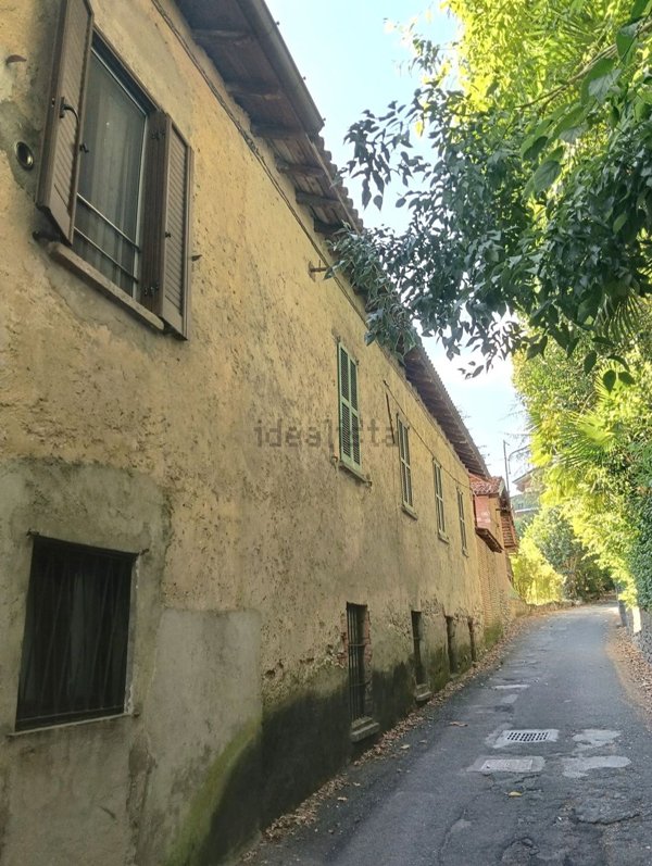 appartamento in vendita a Besozzo