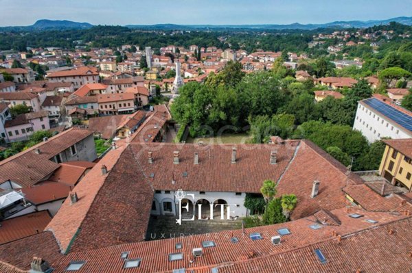 casa indipendente in vendita a Besozzo