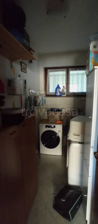 appartamento in vendita a Biandronno