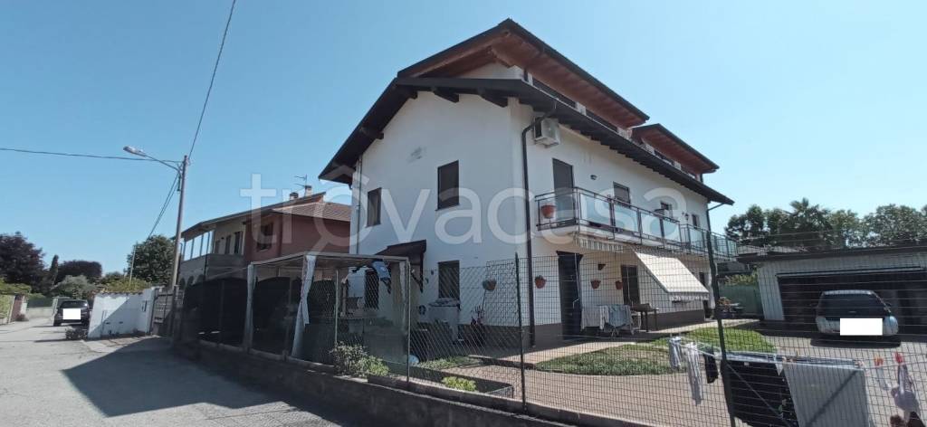 appartamento in vendita a Biandronno