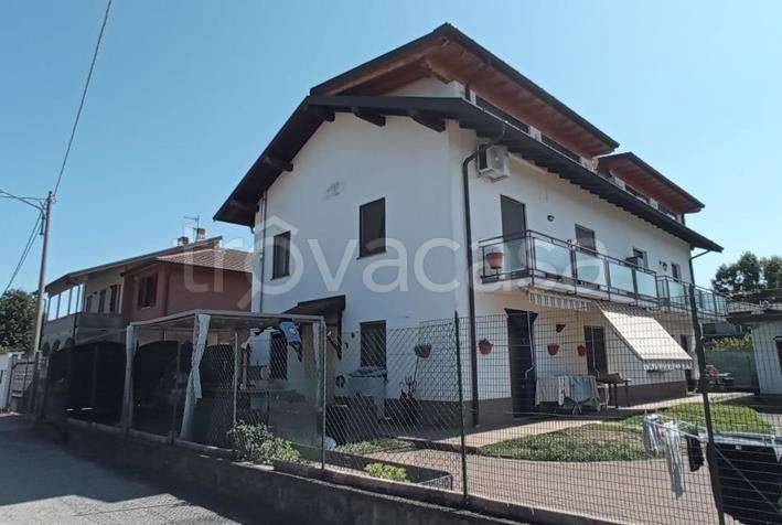 appartamento in vendita a Biandronno