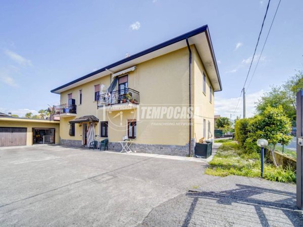 appartamento in vendita a Biandronno