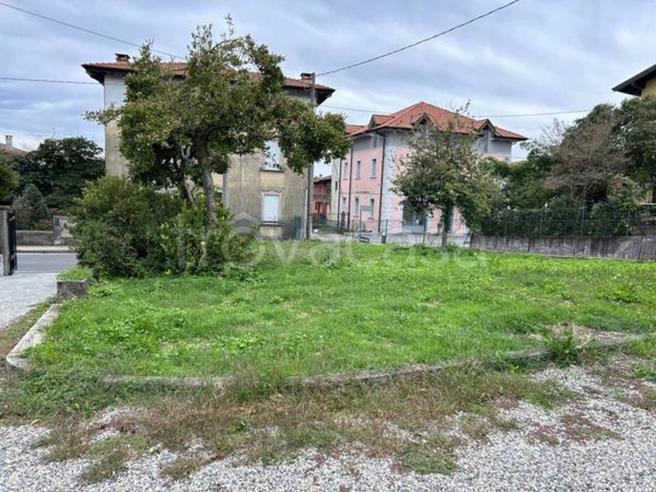 appartamento in vendita a Biandronno