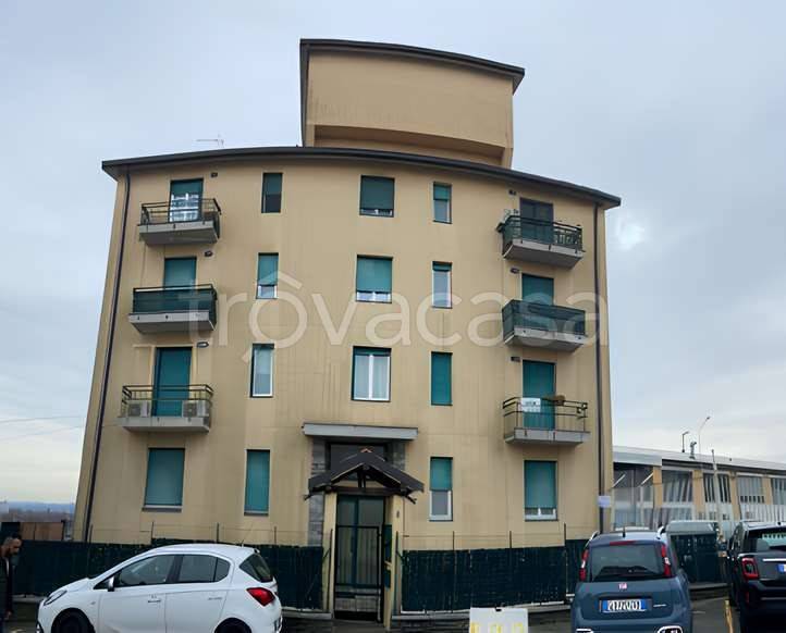 appartamento in vendita a Biandronno