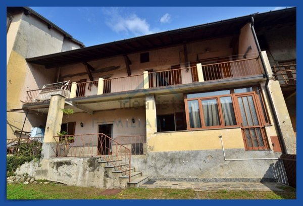 appartamento in vendita a Biandronno