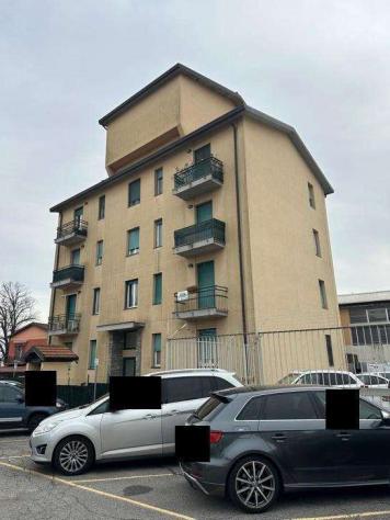 appartamento in vendita a Biandronno