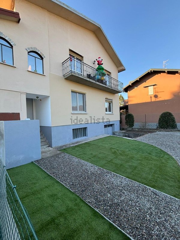 appartamento in vendita a Biandronno