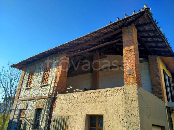 appartamento in vendita a Biandronno