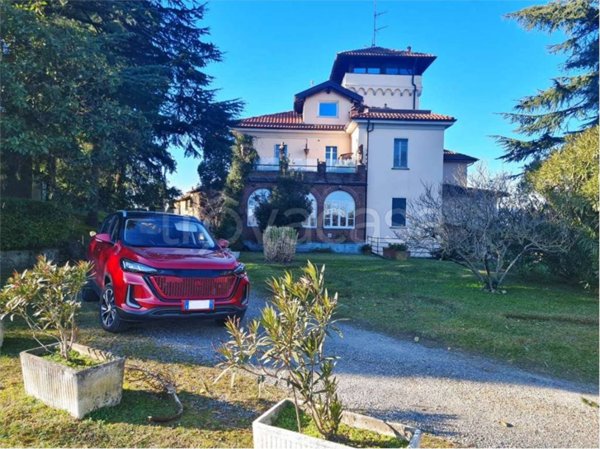 appartamento in vendita a Biandronno