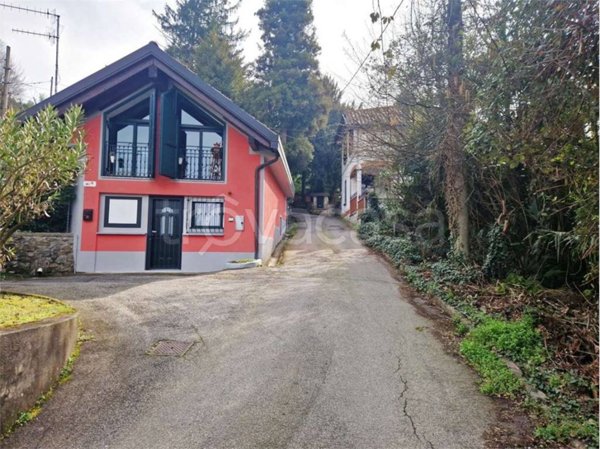 casa indipendente in vendita a Biandronno