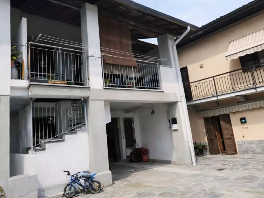 appartamento in vendita a Biandronno