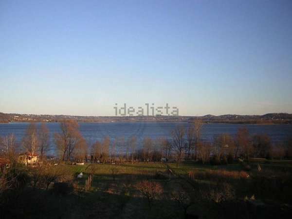 appartamento in vendita a Biandronno