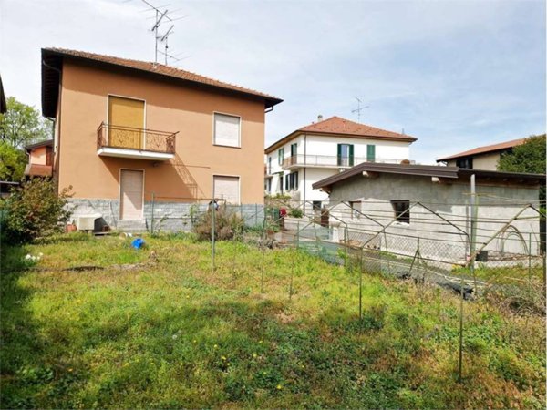 appartamento in vendita a Biandronno