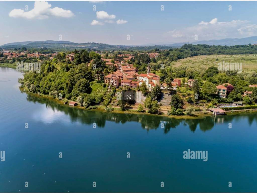 appartamento in vendita a Biandronno