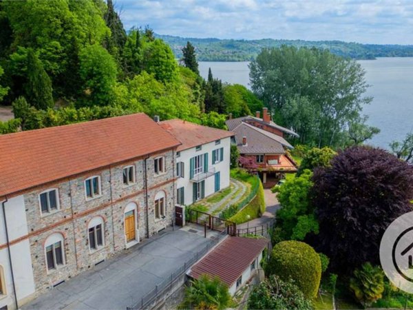 casa indipendente in vendita a Biandronno