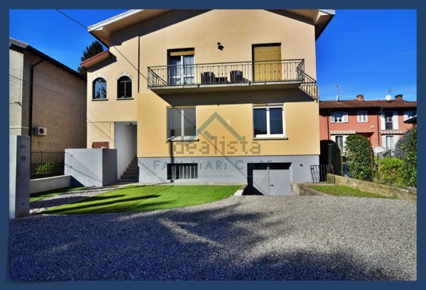 appartamento in vendita a Biandronno