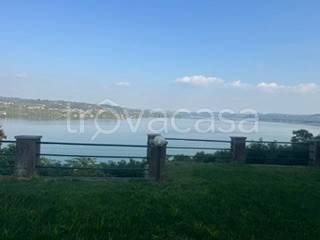 appartamento in vendita a Biandronno