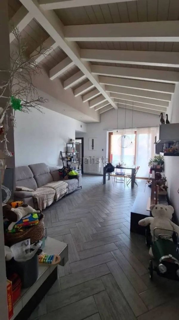 appartamento in vendita a Bisuschio