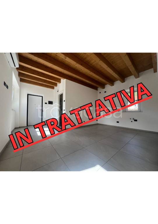 appartamento in vendita a Bisuschio